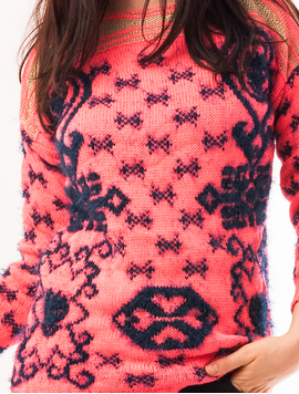 Pulover Dama Cu Model In Fata Code Fucsia