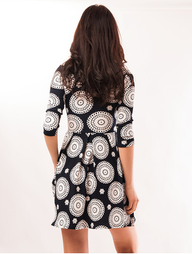 Rochie Cu Imprimeu Moody Alb Si Negru
