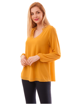 Bluza Dama Cu Aplicatii Metalice La Decolteu Muse Mustar