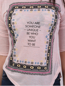Bluza Dama Cu Imprimeu Someone Unique Roz