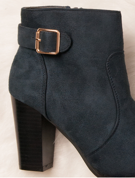 Botine Dama Cu Toc Si Catarama Strange Bleumarin