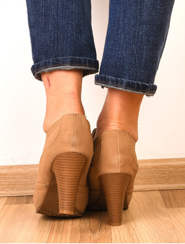 Pantofi Dama Cu Siret Si Toc Wish Bej