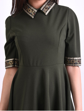 Rochie In Clos Cu Broderie La Guler Angel Verde
