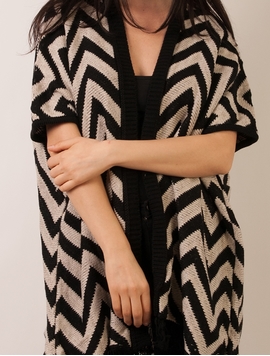 Cardigan Dama In Zig Zag Si cu Franjuri Alb Negru