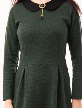 Rochie Cu Guler Si Brosa Verde