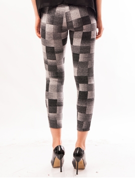 Pantaloni Dama Stil Colant Cu Patratele Gri