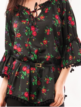 Bluza Dama Cu Model Floral, Ciucuri Si Curea Neagra