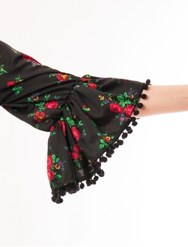 Bluza Dama Cu Model Floral, Ciucuri Si Curea Neagra