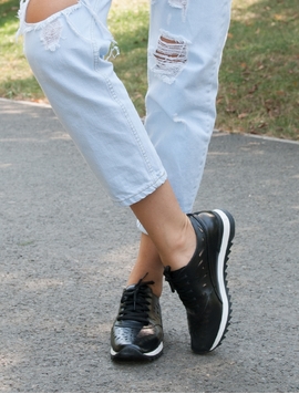 Adidasi 