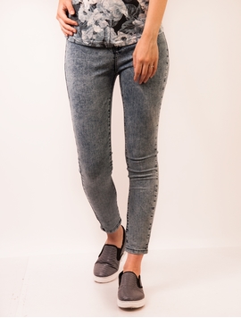 Jeans Model Prespalat 