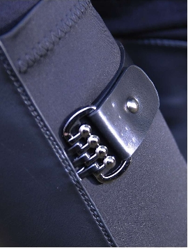 Cizme Dama Cu Accesoriu Metalic Negre