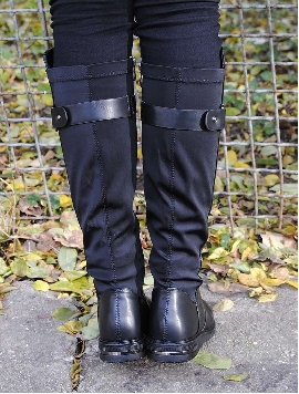 Cizme Dama Cu Accesoriu Metalic Negre
