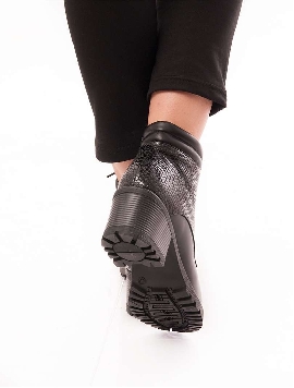 Botine Dama Imblanite Cu Siret Si Toc Mediu Negre
