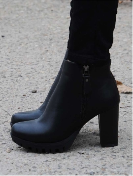 Botine Dama Cu Fermoare Si Toc Negre